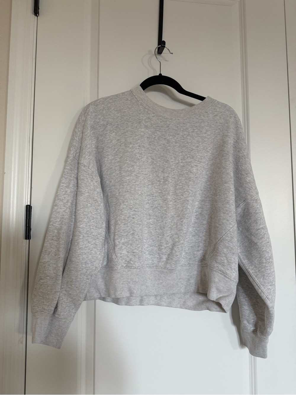 Abercrombie Light Gray Women's Crewneck Sweater